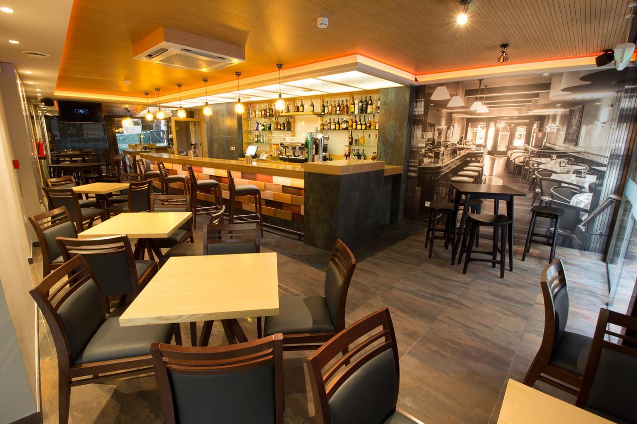 Hotel Novo Candido Ourense Ngoại thất bức ảnh